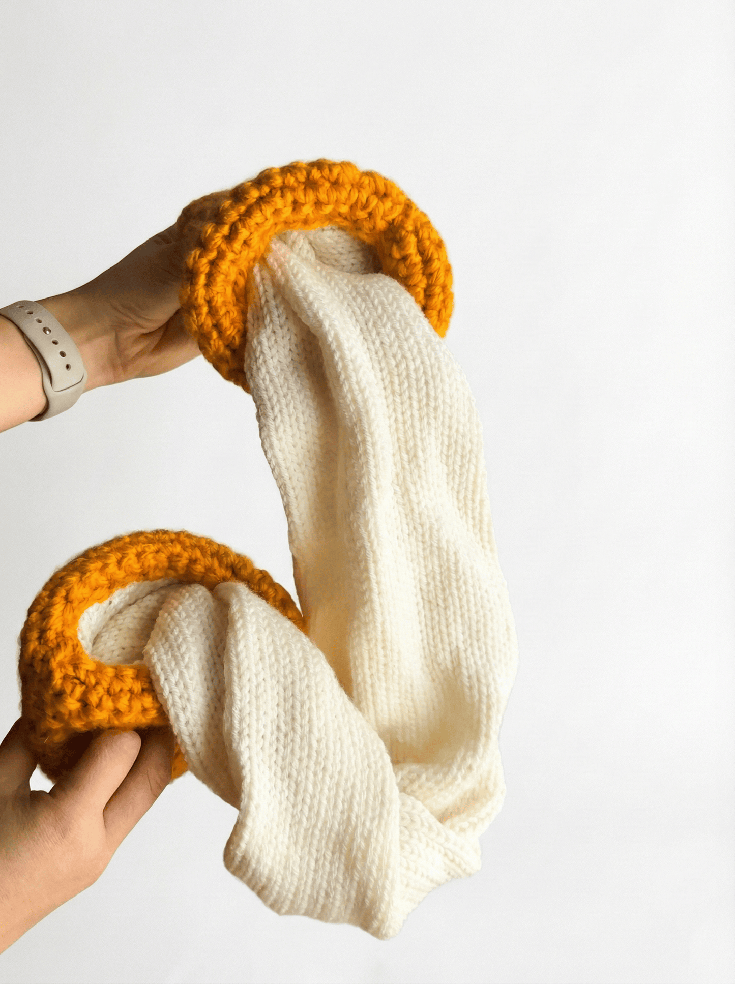 🧀Mozzarella Stick Scarf - Fun & Warm Winter Gift